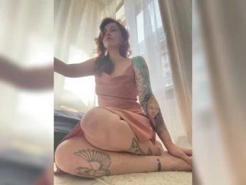 HoneyCherry — Bongacams recorded stream screenshot (23 May 2025)