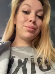 Sweet___Emily — Stripchat recorded stream image, 23.05.2025 13:30