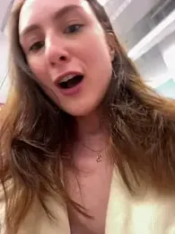 Dina_Tease — Stripchat recorded stream image, 23.05.2025 12:40