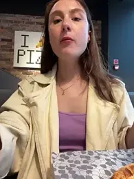 Dina_Tease — Stripchat recorded stream image, 23.05.2025 12:40