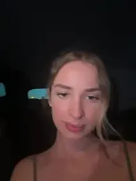 EvieEvans — Stripchat recorded stream image, 25.05.2025 18:20