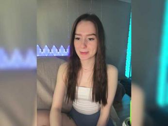 whiteTEA — Bongacams recorded stream image, 27.05.2025 00:10