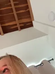 curchez_ — Stripchat recorded stream screenshot (27 May 2025)