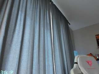 vi-jasen — Camsoda recorded stream image, 28.05.2025 04:50