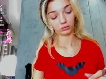 sassyt33n — Chaturbate recorded stream image, 28.05.2025 06:30