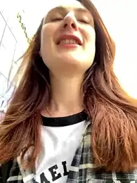 Dina_Tease — Stripchat recorded stream image, 28.05.2025 10:10