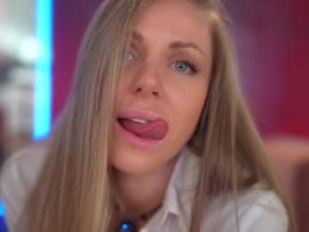 eva_fashionista — Chaturbate recorded stream image, 30.05.2025 04:00