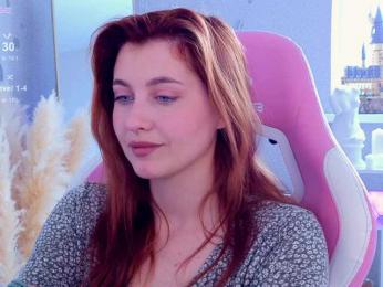 HoneyCherry — Bongacams recorded stream screenshot (30 May 2025)