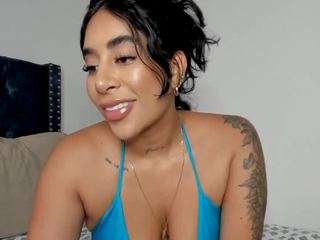 sophia-lopeez — Camsoda recorded stream image, 31.05.2025 14:30