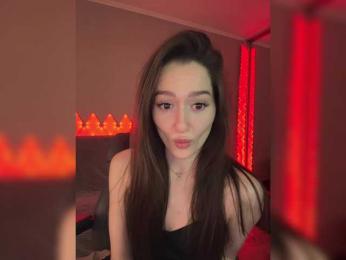 whiteTEA — Bongacams recorded stream image, 03.06.2025 17:30