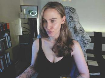 Adamova_Eva — Bongacams recorded stream image, 09.02.2025 19:40