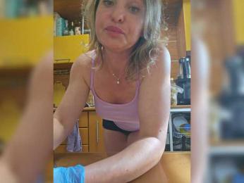 EditaMilf — Bongacams recorded stream image, 04.06.2025 23:00