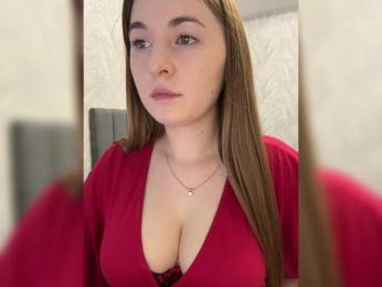 AlinaRay — Bongacams recorded stream image, 08.06.2025 19:10