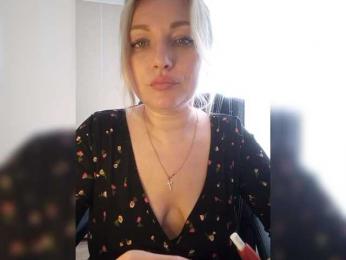 Tanysha-1 — Bongacams recorded stream image, 10.06.2025 04:00
