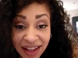 lushdiamondz — Camsoda recorded stream image, 10.06.2025 15:20