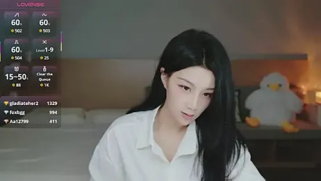 Lucky-baby — Stripchat recorded stream image, 10.06.2025 13:20