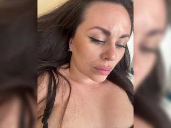 -Hennessy- — Bongacams recorded stream image, 11.06.2025 08:00