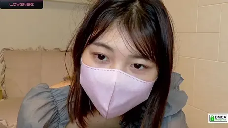 SUZU_ — Stripchat recorded stream image, 12.06.2025 12:00