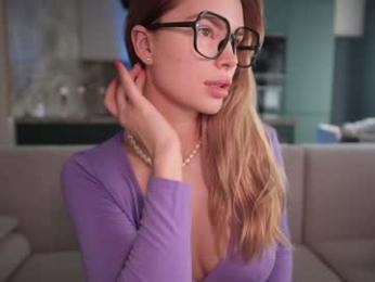 love_you_to123 — Chaturbate recorded stream screenshot (13 Jun 2025)