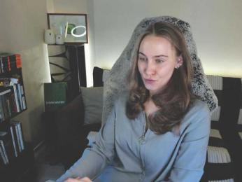 Adamova_Eva — Bongacams recorded stream image, 10.02.2025 17:20