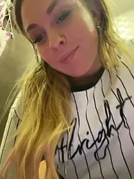 Sweet___Emily — Stripchat recorded stream image, 17.06.2025 14:00