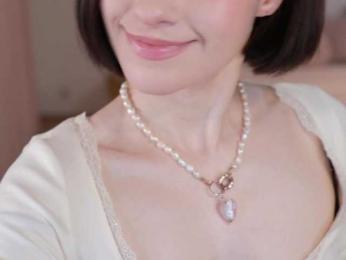 MissEssie — Bongacams recorded stream screenshot (18 Jun 2025)