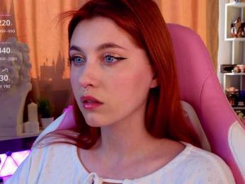 HoneyCherry — Bongacams recorded stream screenshot (19 Jun 2025)