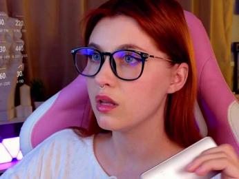 HoneyCherry — Bongacams recorded stream screenshot (19 Jun 2025)