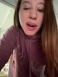 roouse — Stripchat recorded stream image, 20.06.2025 21:40