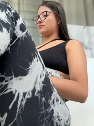 Arilw — Stripchat recorded stream image, 24.06.2025 16:20