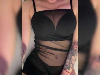 _EUPHORIAA_ — Bongacams recorded stream image, 25.06.2025 16:10