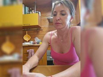 EditaMilf — Bongacams recorded stream image, 26.06.2025 03:00