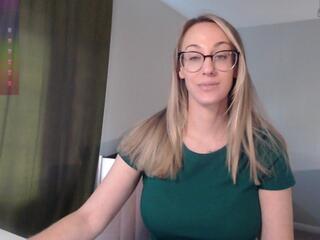 Zoey Evans — Flirt4free recorded stream screenshot (27 Jun 2025)