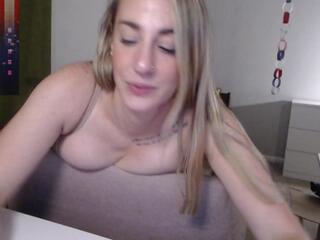 Zoey Evans — Flirt4free recorded stream screenshot (01 Jul 2025)