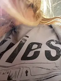 Sweet___Emily — Stripchat recorded stream image, 01.07.2025 14:40