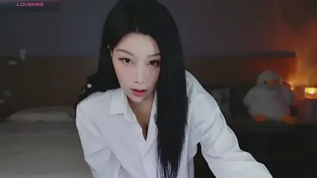 Lucky-baby — Stripchat recorded stream image, 04.07.2025 14:00