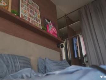 agent_blonde — Chaturbate recorded stream image, 04.07.2025 19:50