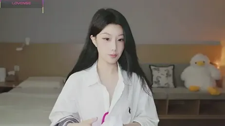 Lucky-baby — Stripchat recorded stream image, 08.07.2025 13:30