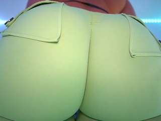 ox-lemon — Camsoda recorded stream image, 09.07.2025 02:50
