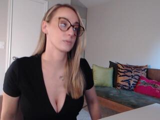 Zoey Evans — Flirt4free recorded stream screenshot (11 Jul 2025)