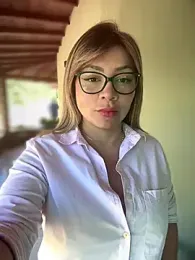 DIANITA_1988 — Stripchat recorded stream image, 15.07.2025 13:40