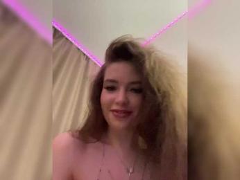 YourLadyyy — Bongacams recorded stream screenshot (15 Jul 2025)