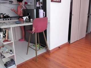 karlyee — Camsoda recorded stream image, 16.07.2025 16:50