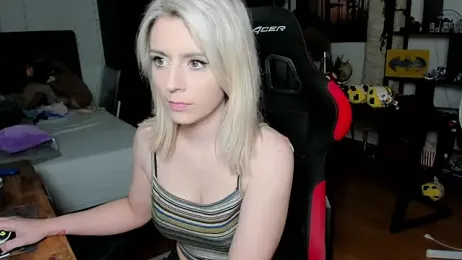 Lisaonthemoon — Stripchat recorded stream image, 16.07.2025 19:20