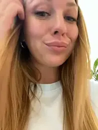 Sweet___Emily — Stripchat recorded stream image, 19.07.2025 10:10
