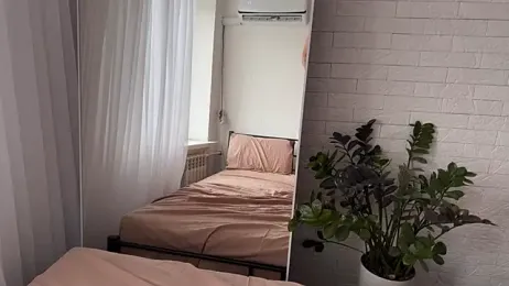 oypo — Stripchat recorded stream image, 21.07.2025 12:00