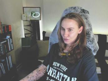 Adamova_Eva — Bongacams recorded stream image, 12.02.2025 18:40