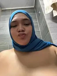 sweetmuslim01 — Stripchat recorded stream image, 12.02.2025 22:40