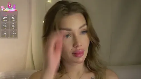 AnnyBangs — Stripchat recorded stream image, 25.07.2025 06:30