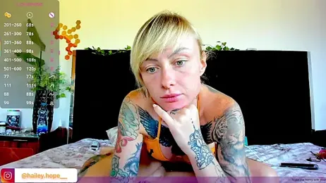 haileyhope_ — Stripchat recorded stream image, 25.07.2025 13:40